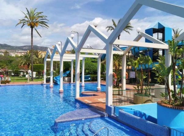 Benal Beach Cozy Apartment With A Water Park. Бенальмадена Экстерьер фото