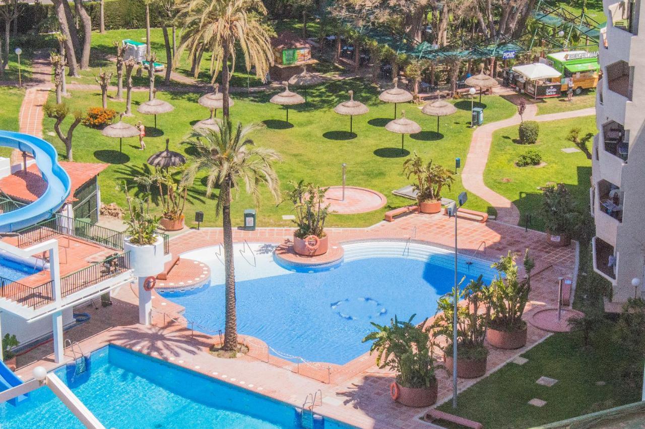 Benal Beach Cozy Apartment With A Water Park. Бенальмадена Экстерьер фото